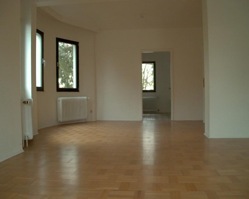 Wohnung oben Essbereich Blick Richtung Kueche 4414