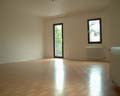 Wohnung oben Wohnzimmer Blick Richtung Balkon 4412